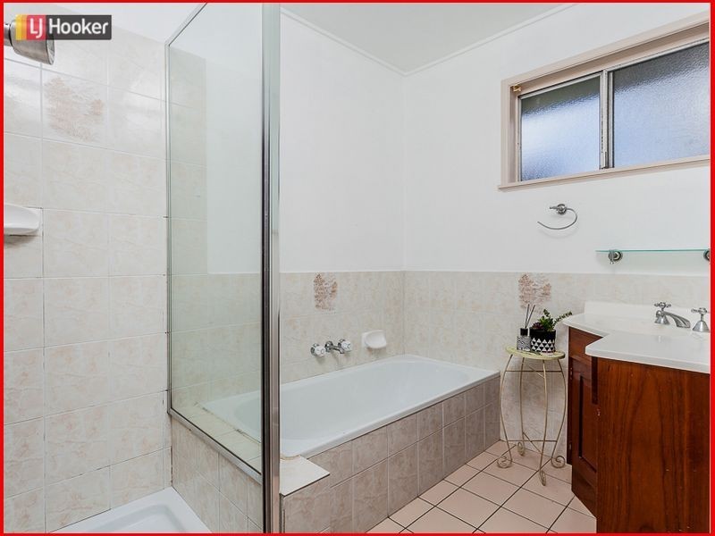 6 Rooney Street, Everton Park QLD 4053