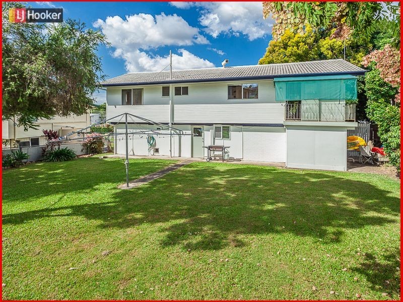6 Rooney Street, Everton Park QLD 4053
