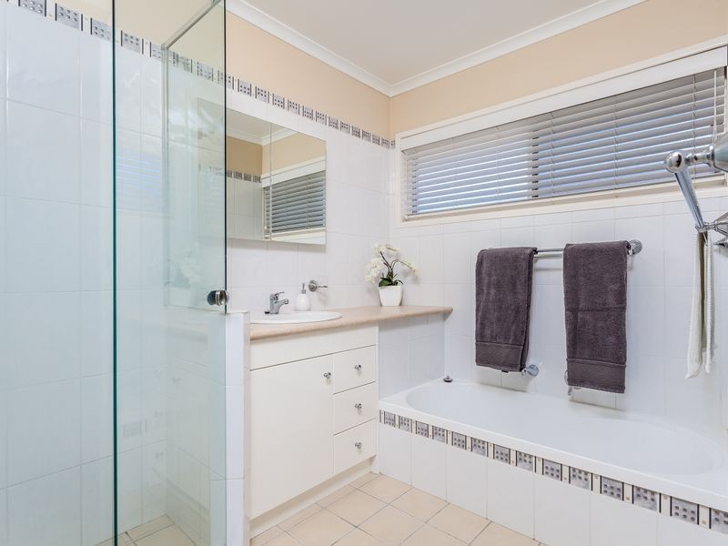 15 Hackman Street, Mcdowall QLD 4053