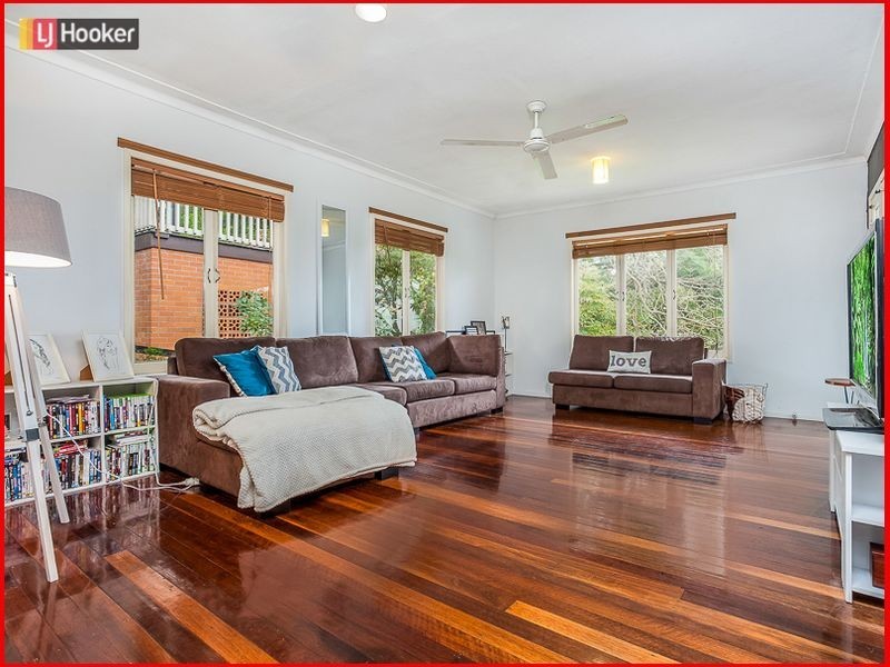 128 Appleby Road, Stafford Heights QLD 4053