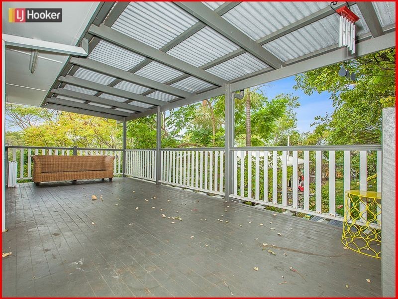 128 Appleby Road, Stafford Heights QLD 4053