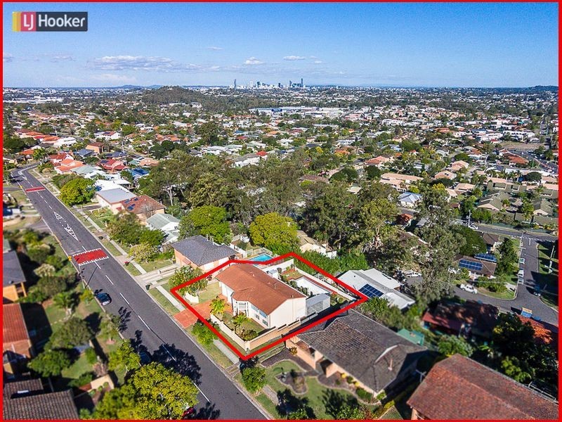 30 Dargie Street, Everton Park QLD 4053