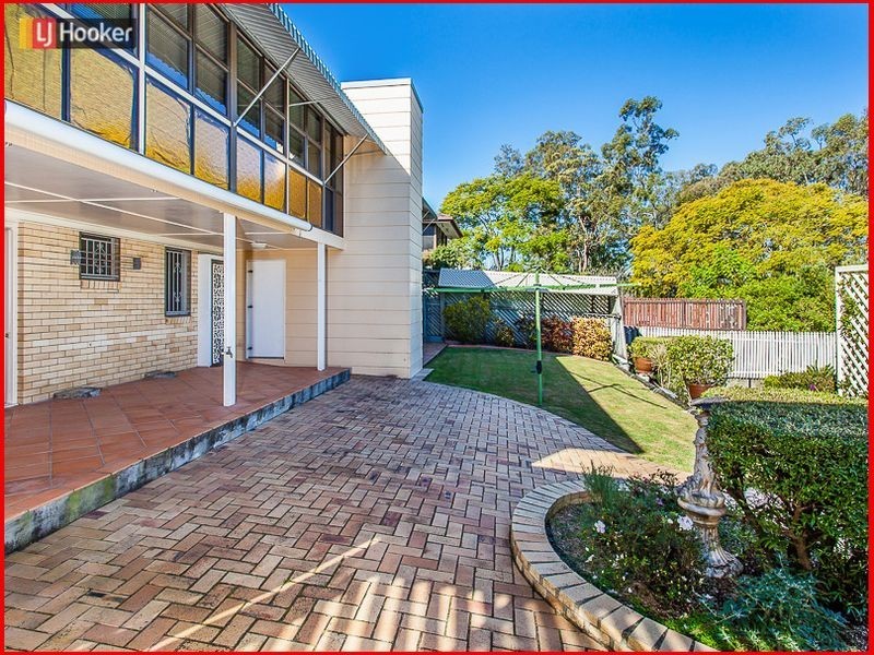 30 Dargie Street, Everton Park QLD 4053