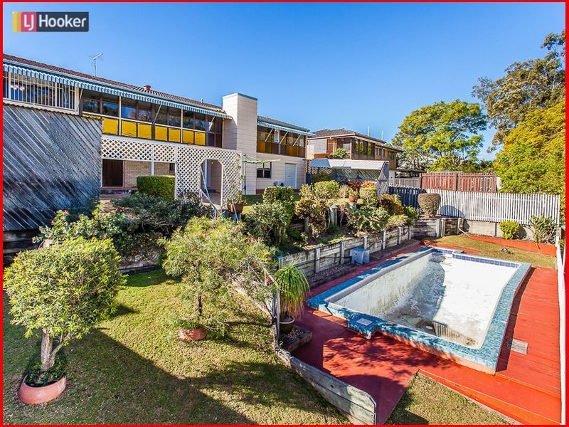 30 Dargie Street, Everton Park QLD 4053