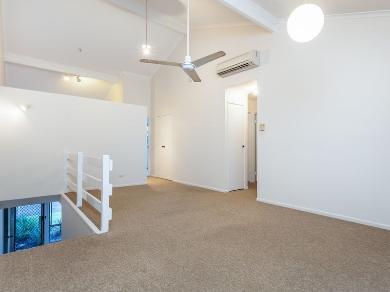 70/11 Crosby Avenue, Arana Hills QLD 4054