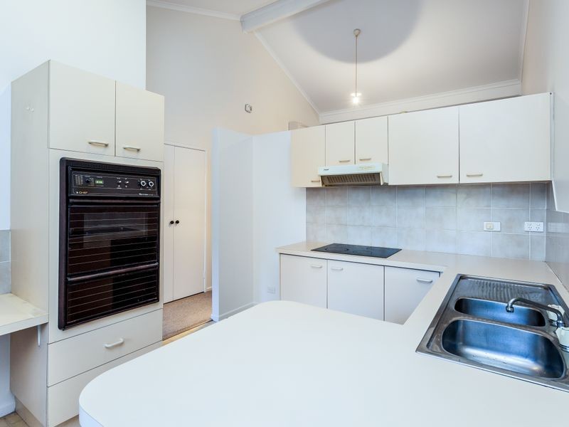 70/11 Crosby Avenue, Arana Hills QLD 4054