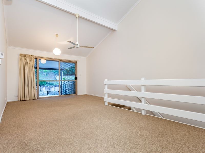 70/11 Crosby Avenue, Arana Hills QLD 4054