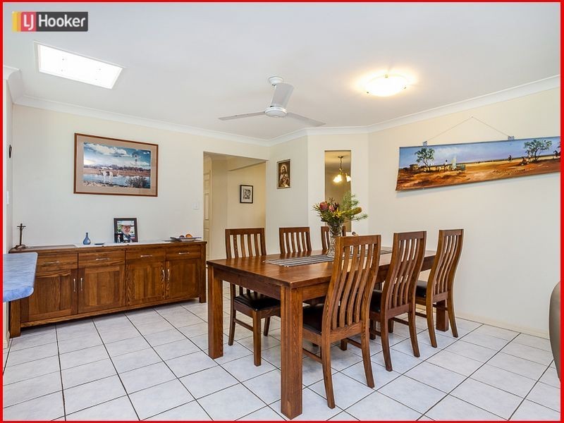 28 Hawkes Avenue, Arana Hills QLD 4054