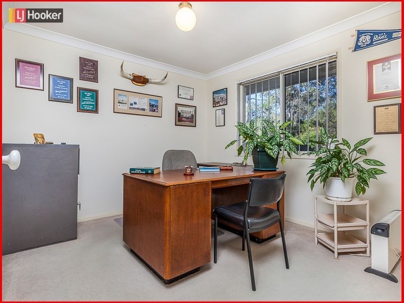 28 Hawkes Avenue, Arana Hills QLD 4054