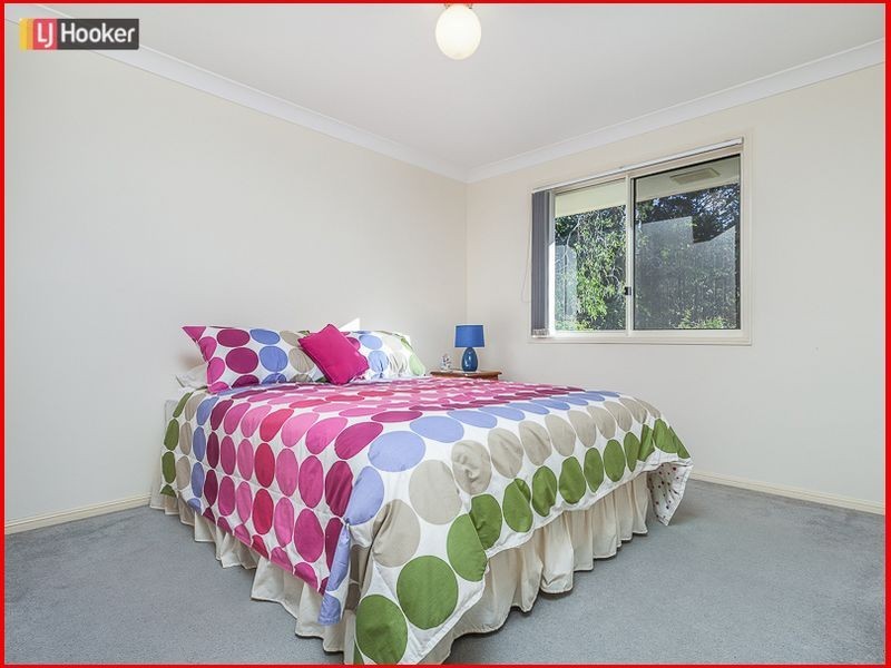 28 Hawkes Avenue, Arana Hills QLD 4054