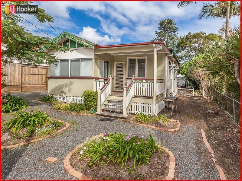 12 Gizerah Street, Mitchelton QLD 4053