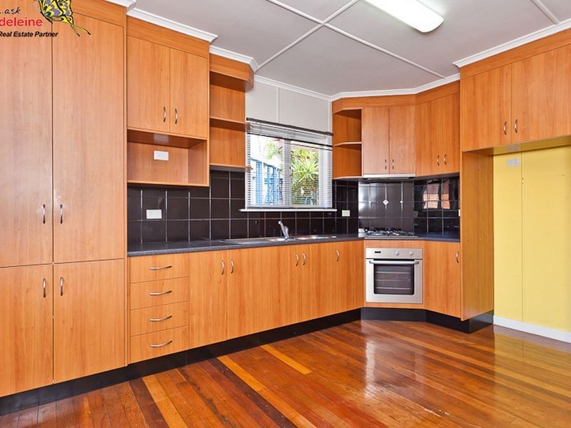 2 Ellerdale Street, Aspley QLD 4034