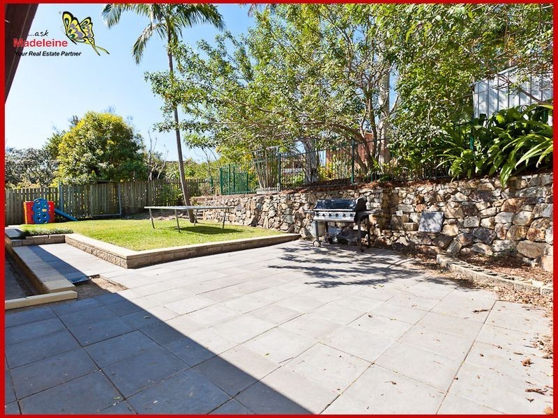 11 Janssen Street, Mcdowall QLD 4053