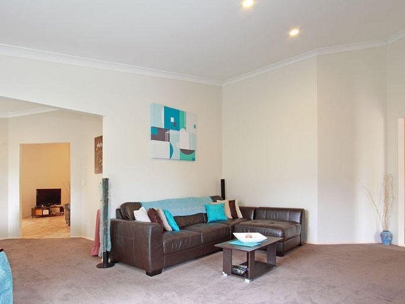 35 Oxford Crescent, Bridgeman Downs QLD 4035