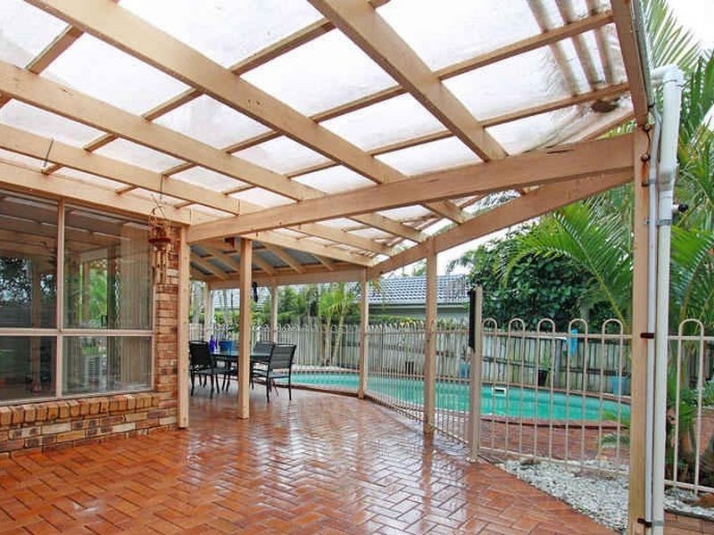 35 Oxford Crescent, Bridgeman Downs QLD 4035