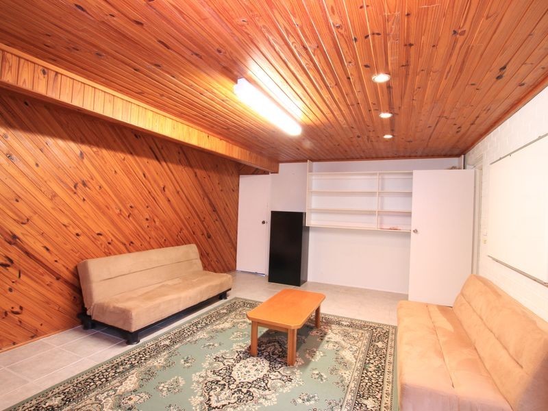 22 Samantha Crt, Ferny Hills QLD 4055