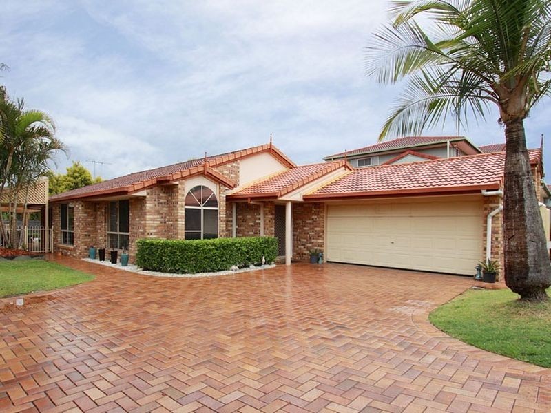 35 Oxford Crescent, Bridgeman Downs QLD 4035