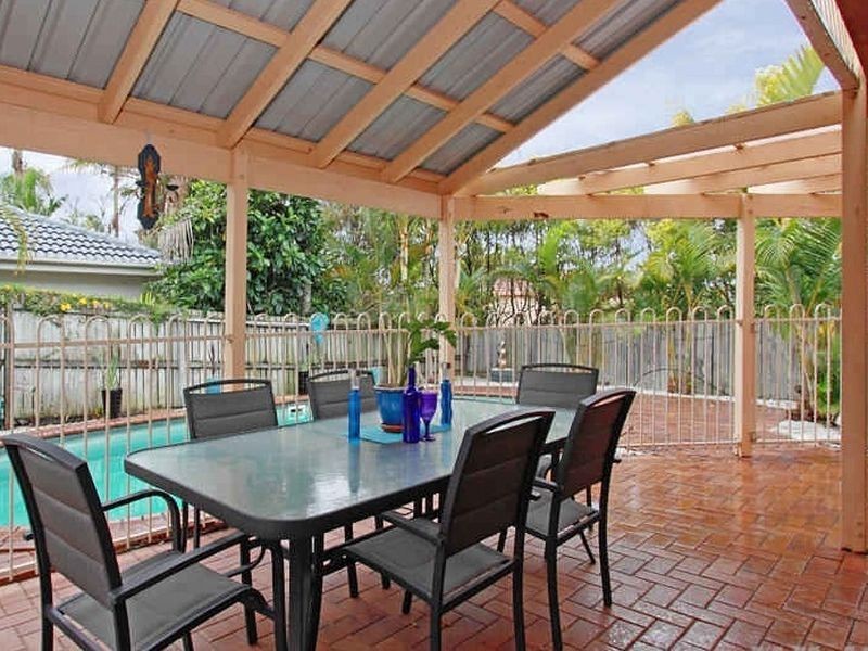 35 Oxford Crescent, Bridgeman Downs QLD 4035