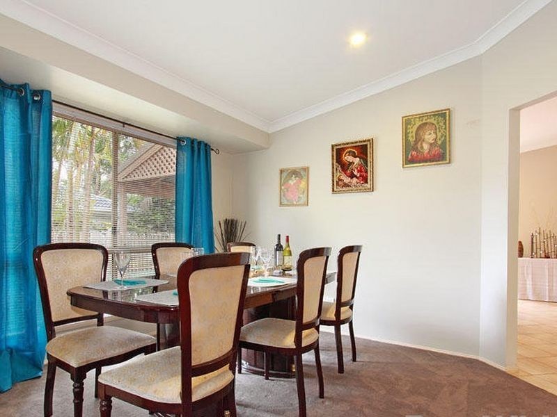 35 Oxford Crescent, Bridgeman Downs QLD 4035