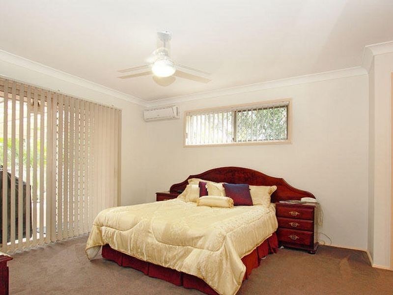35 Oxford Crescent, Bridgeman Downs QLD 4035