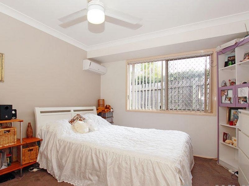 35 Oxford Crescent, Bridgeman Downs QLD 4035