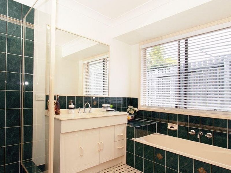 35 Oxford Crescent, Bridgeman Downs QLD 4035