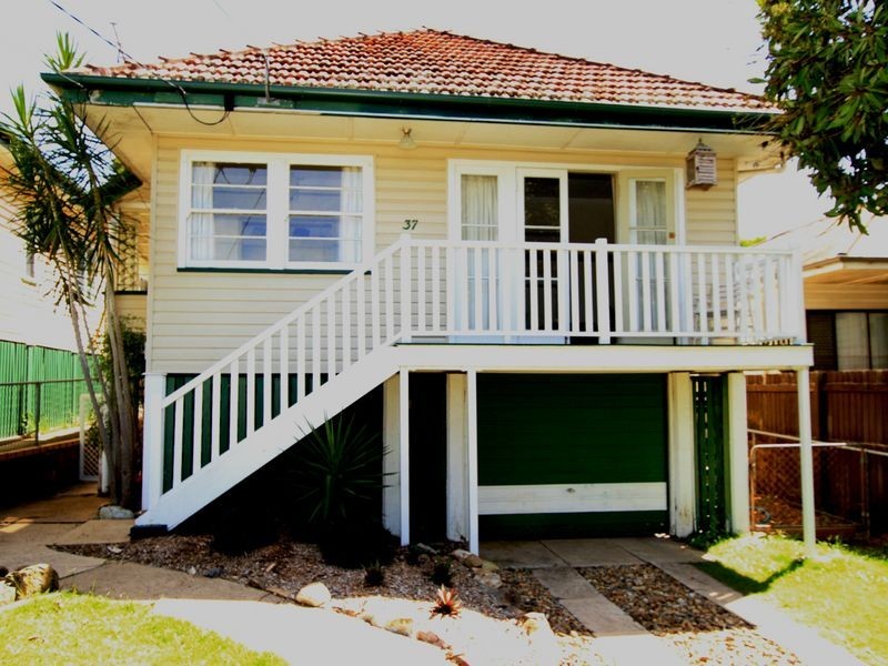 37 Forrest Street, Everton Park QLD 4053