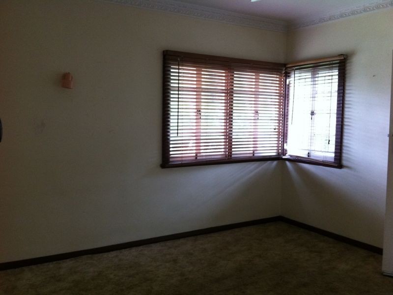 18 Chisholm Street, Stafford Heights QLD 4053