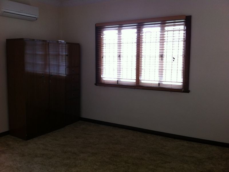 18 Chisholm Street, Stafford Heights QLD 4053