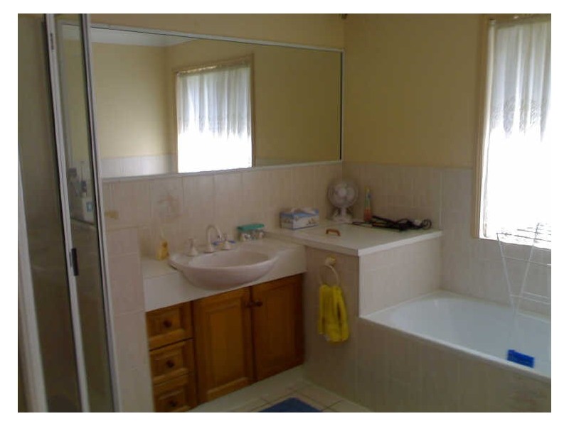 5 Selleck Close, Mcdowall QLD 4053