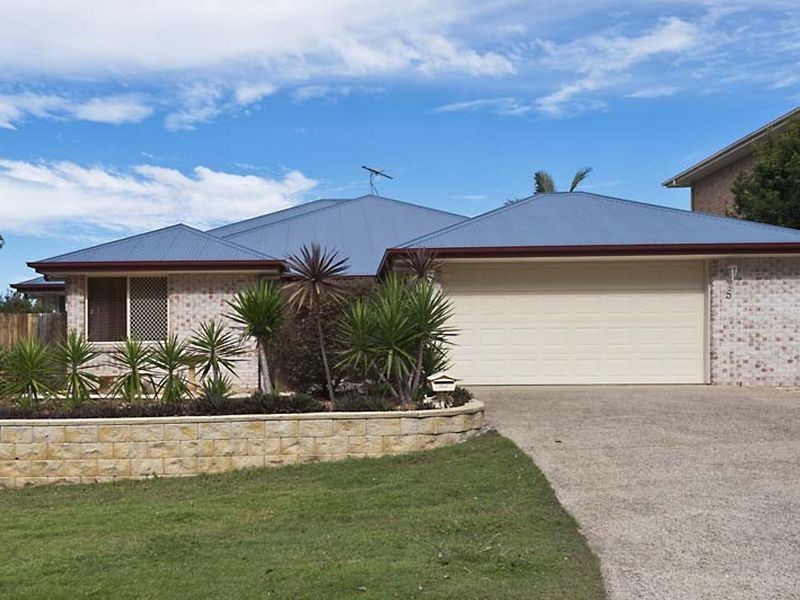 5 Georgette Court, Eatons Hill QLD 4037