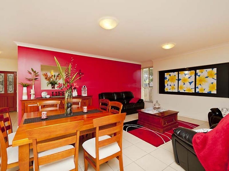 5 Georgette Court, Eatons Hill QLD 4037