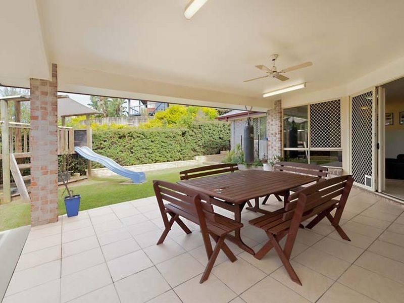 5 Georgette Court, Eatons Hill QLD 4037