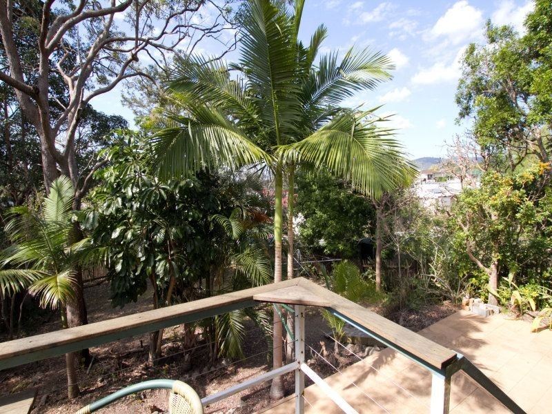 16 Grevillea Street, Everton Hills QLD 4053