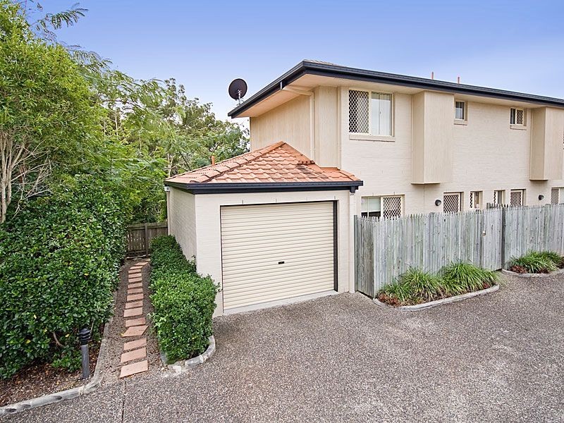 1/2 Russell Street, Everton Park QLD 4053