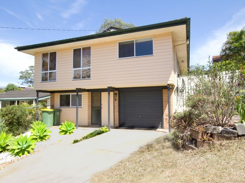 8 Mirbelia Street, Everton Hills QLD 4053