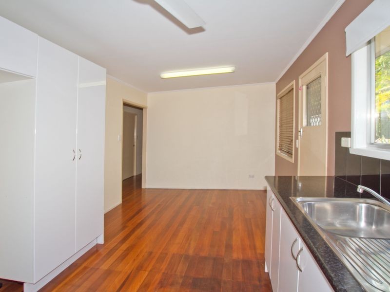 8 Mirbelia Street, Everton Hills QLD 4053