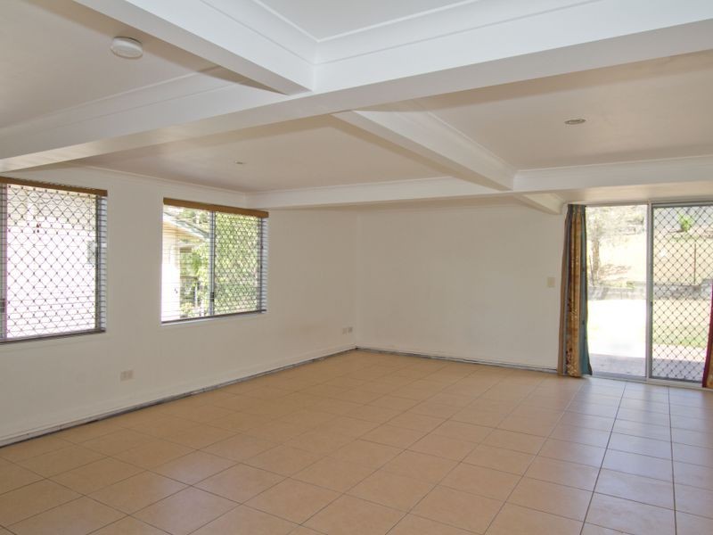 8 Mirbelia Street, Everton Hills QLD 4053