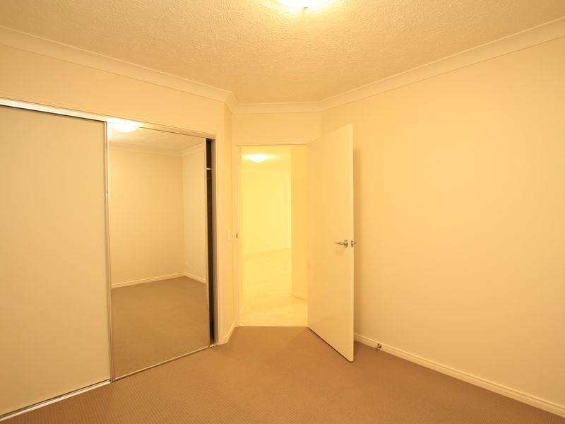 4/84 Brookfield Road, Kedron QLD 4031