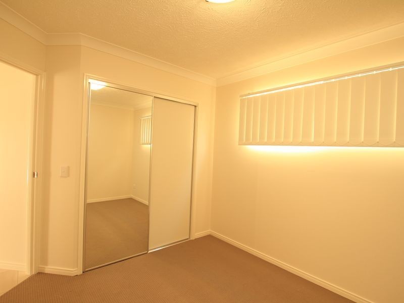 1/84 Brookfield Road, Kedron QLD 4031