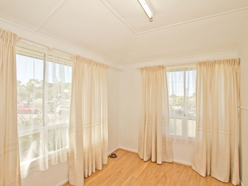 60 Blaker Road, Mitchelton QLD 4053