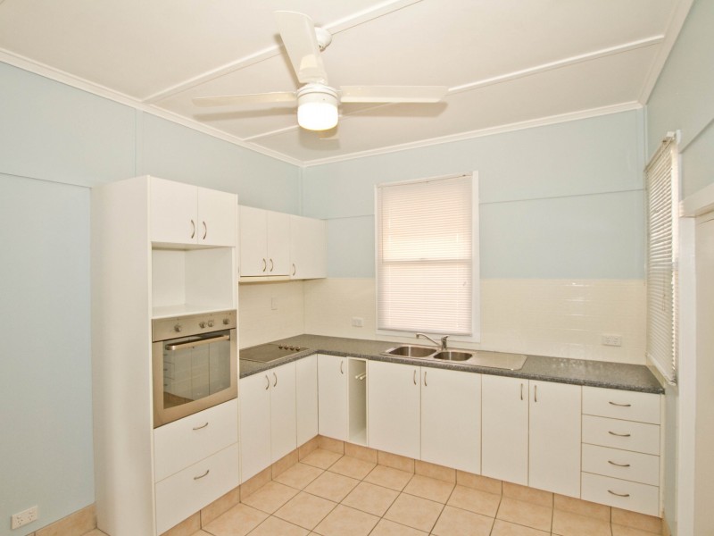 12 Gizerah Street, Mitchelton QLD 4053