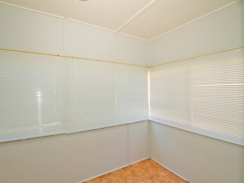 12 Gizerah Street, Mitchelton QLD 4053