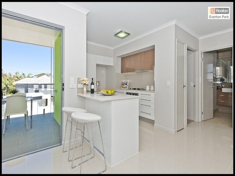 Unit 203/9 Rhodes Street, Stafford QLD 4053