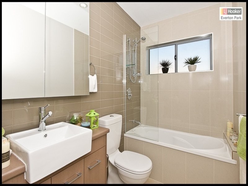Unit 203/9 Rhodes Street, Stafford QLD 4053