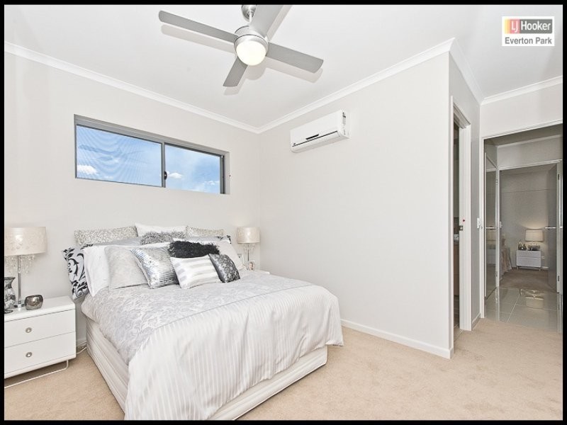 Unit 203/9 Rhodes Street, Stafford QLD 4053