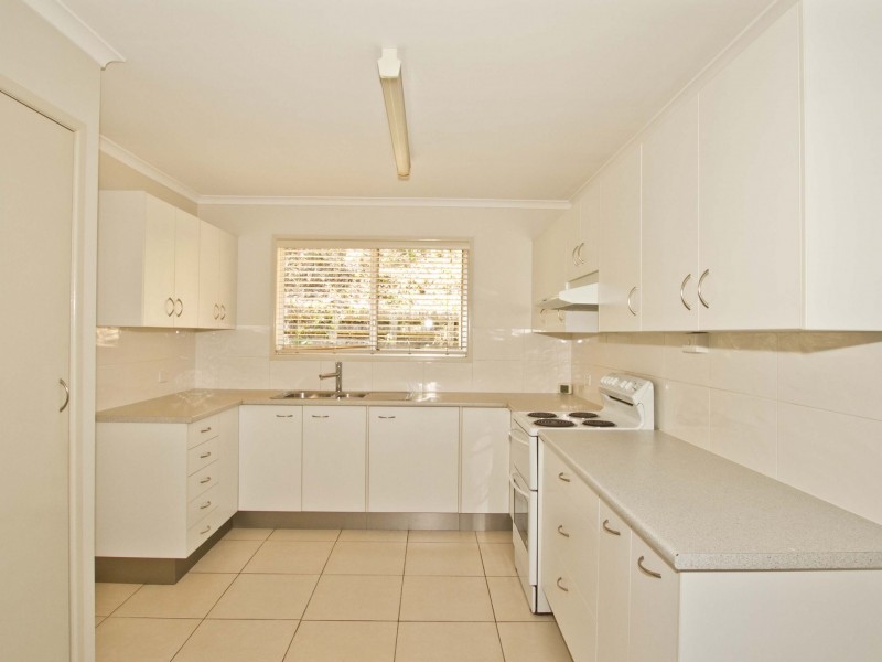 11 Caesars Road, Ferny Hills QLD 4055
