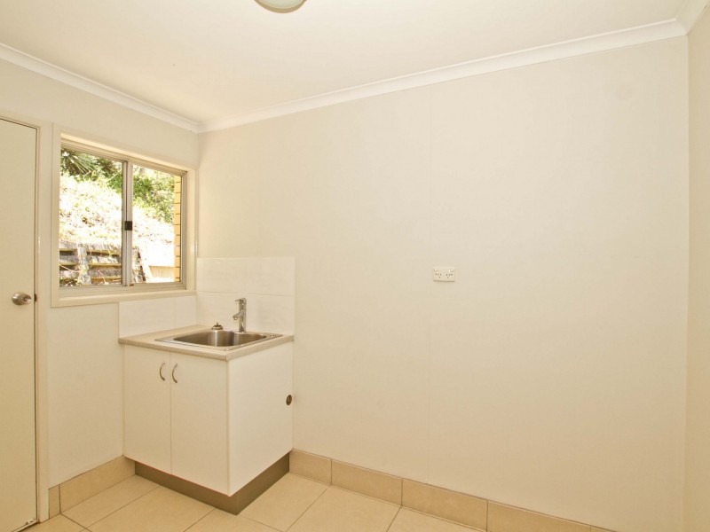 11 Caesars Road, Ferny Hills QLD 4055