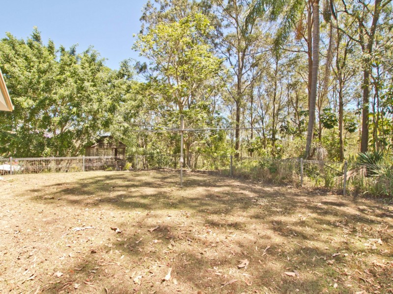 11 Caesars Road, Ferny Hills QLD 4055
