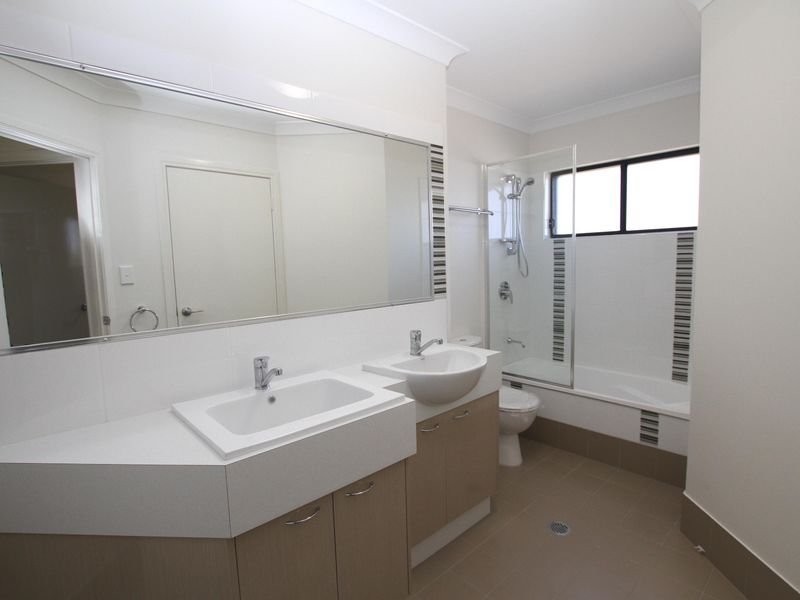 Unit 2/61 Davenport Street, Chermside QLD 4032
